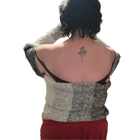 HAND KNITTED SWEATER SCARF WRAP- WILL FIT SIZES LARGE-3X 🧶 - Picture 5 of 10